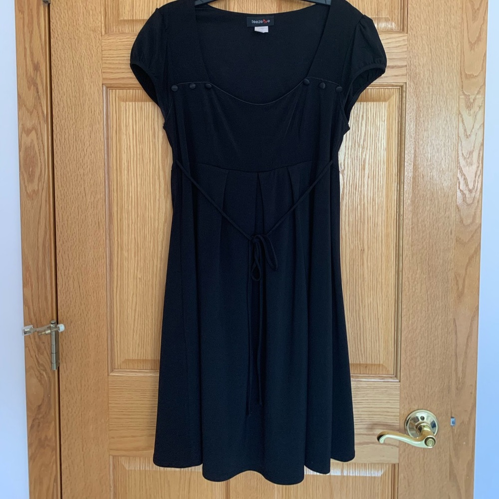 Cute Black Dress
